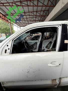 Volkswagen Amarok Sol Ön Kapı çıkma parça
