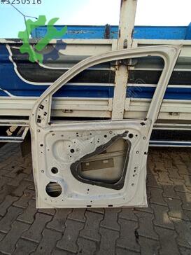 Volkswagen Amarok Sağ Ön Kapı çıkma parça