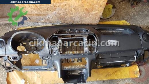 Volkswagen Amarok Torpido çıkma parça