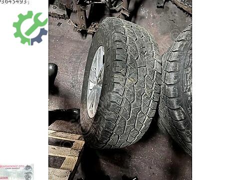 Volkswagen Amarok Arka Dingil çıkma parça
