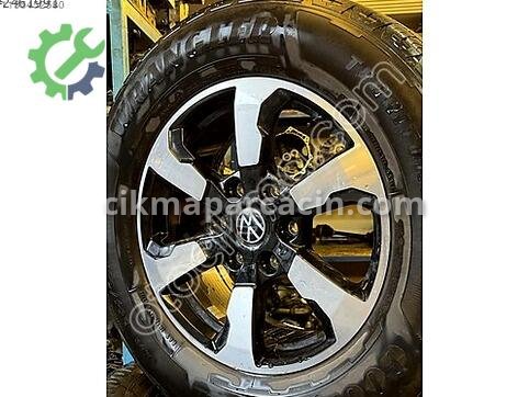 Volkswagen Amarok Çelik Jant çıkma parça