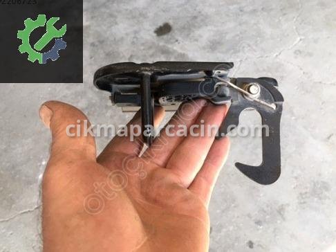 Volkswagen Amarok Kaput 6Q0823480D çıkma parça
