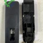 VOLKSWAGEN  AMAROK SAĞ ÖN CAM AÇMA DÜĞME ÇERÇEVESİ 2H0867469A
