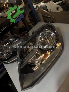 Volkswagen Amarok Sağ Ön Far çıkma parça
