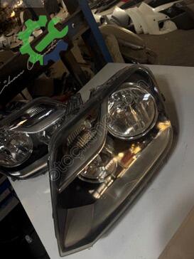 Volkswagen Amarok Sağ Ön Far çıkma parça