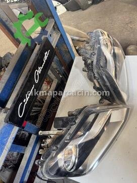 Volkswagen Amarok Sağ Ön Far çıkma parça
