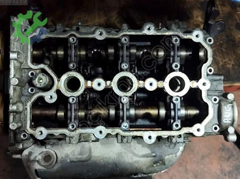 Volkswagen Passat Silindir Kapağı 06E107374B çıkma parça