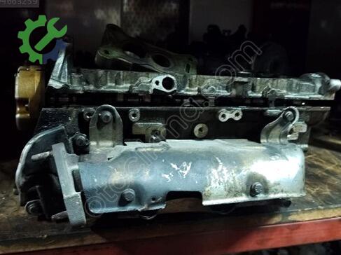 Volkswagen Passat Silindir Kapağı 06E107374B çıkma parça