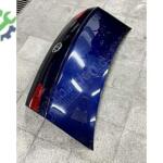 Volkswagen B8 Passat Hatasız Bagaj Kapağı