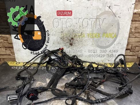 Volkswagen Bora Motor Tesisatı çıkma parça