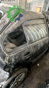 VOLKSWAGEN bora 97-04 sağ arka kapı