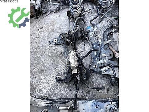 Volkswagen Bora Travers çıkma parça