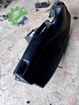 Volkswagen Bora Göğüs çıkma parça