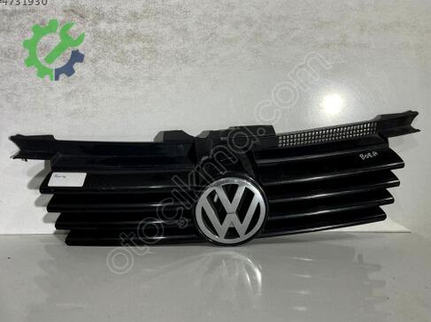 Volkswagen Bora Ön Panjur çıkma parça