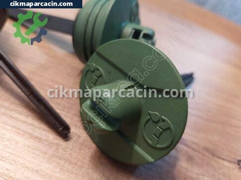 Volkswagen Bora Yağ çıkma parça