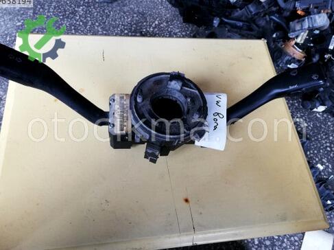 Volkswagen Golf Sinyal Kolu çıkma parça
