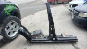 Volkswagen bora sağ orta marşpiyel