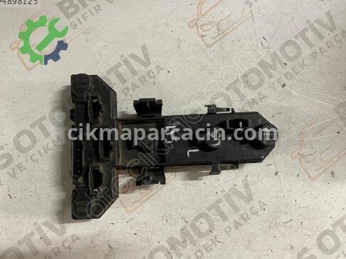 Volkswagen Bora Sağ Arka Stop 1J5945257 çıkma parça