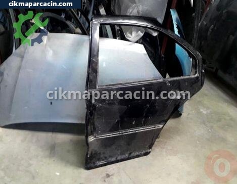 Volkswagen Bora Sol Arka Kapı çıkma parça