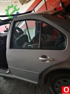 Volkswagen Bora sol arka kapı kolu orjinal çıkma