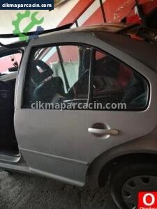 Volkswagen Bora sol arka kapı orjinal çıkma