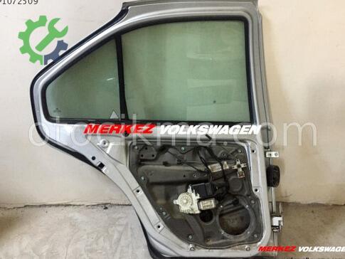 Volkswagen Bora Sol Arka Kapı çıkma parça