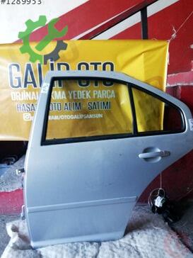 Volkswagen Bora Sol Arka Kelebek Camı çıkma parça