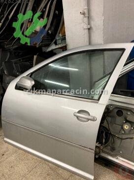 Volkswagen Bora Sol Ön Kapı çıkma parça