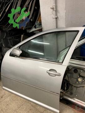 Volkswagen Bora Sol Ön Kapı çıkma parça