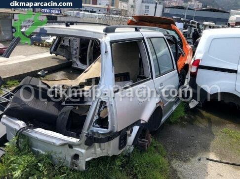 Volkswagen Bora Depo Kapağı çıkma parça