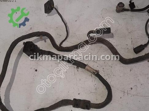 Volkswagen Caddy Motor Tesisatı çıkma parça