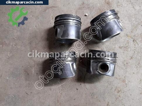 Volkswagen Caddy Piston çıkma parça