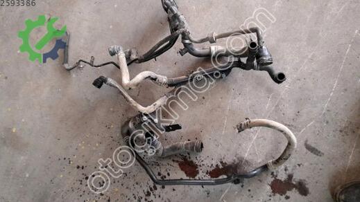 Volkswagen Caddy Radyatör Hortumu çıkma parça