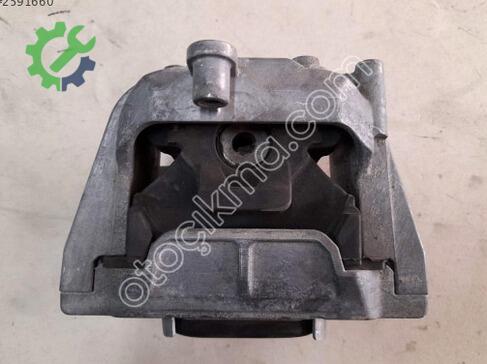 Volkswagen Caddy Motor Takozu çıkma parça