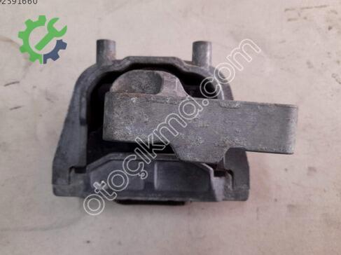 Volkswagen Caddy Motor Takozu çıkma parça