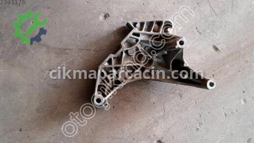 Volkswagen Caddy Takoz çıkma parça