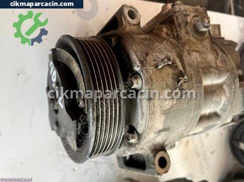 Volkswagen Caddy Klima Kompresörü çıkma parça