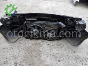 Volkswagen Caddy 1.9 Radyatör takımı hatasız orjinal çıkma
