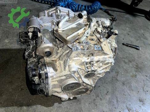 Volkswagen Caddy Şanzıman Komple 22-25 çıkma parça