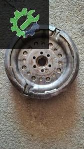 VOLKSWAGEN CADDY – GOLF – JETTA – PASSAT VOLANT