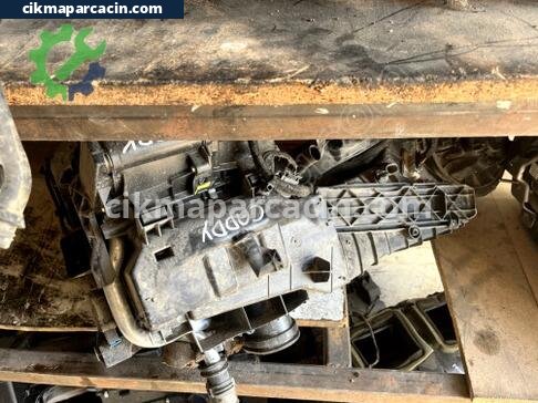 Volkswagen Caddy Kalorifer Kutusu çıkma parça