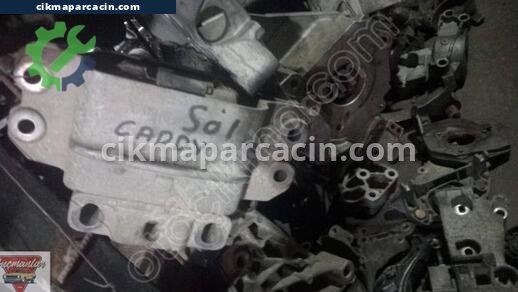 Volkswagen Caddy Motor Takozu & Kulağı çıkma parça