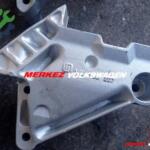 VOLKSWAGEN – CADDY / MOTOR KULAĞI BRAKETİ (04L199207)