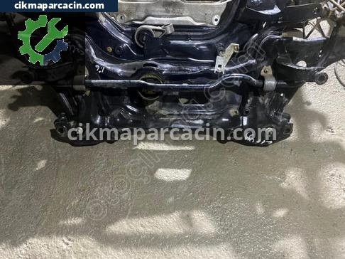 Volkswagen Caddy Ön Travers çıkma parça