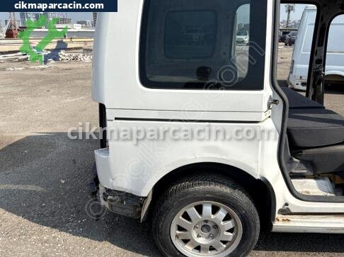 Volkswagen Caddy Sağ Arka Çamurluk çıkma parça