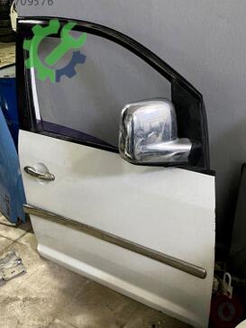 Volkswagen Caddy Sağ Ön Kapı çıkma parça