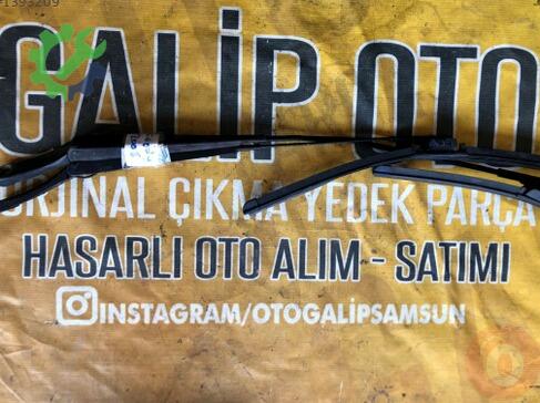 Volkswagen Caddy Silecek Kolu çıkma parça