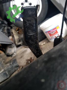 Volkswagen Caddy Silecek Kolu çıkma parça