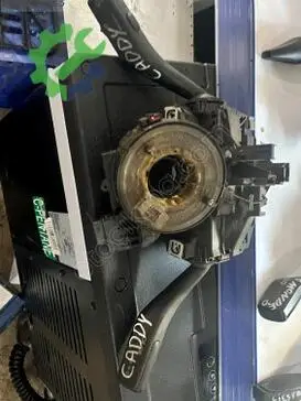 Volkswagen Caddy Silecek Kolu çıkma parça
