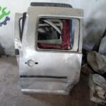 Volkswagen Caddy sol arka kapı